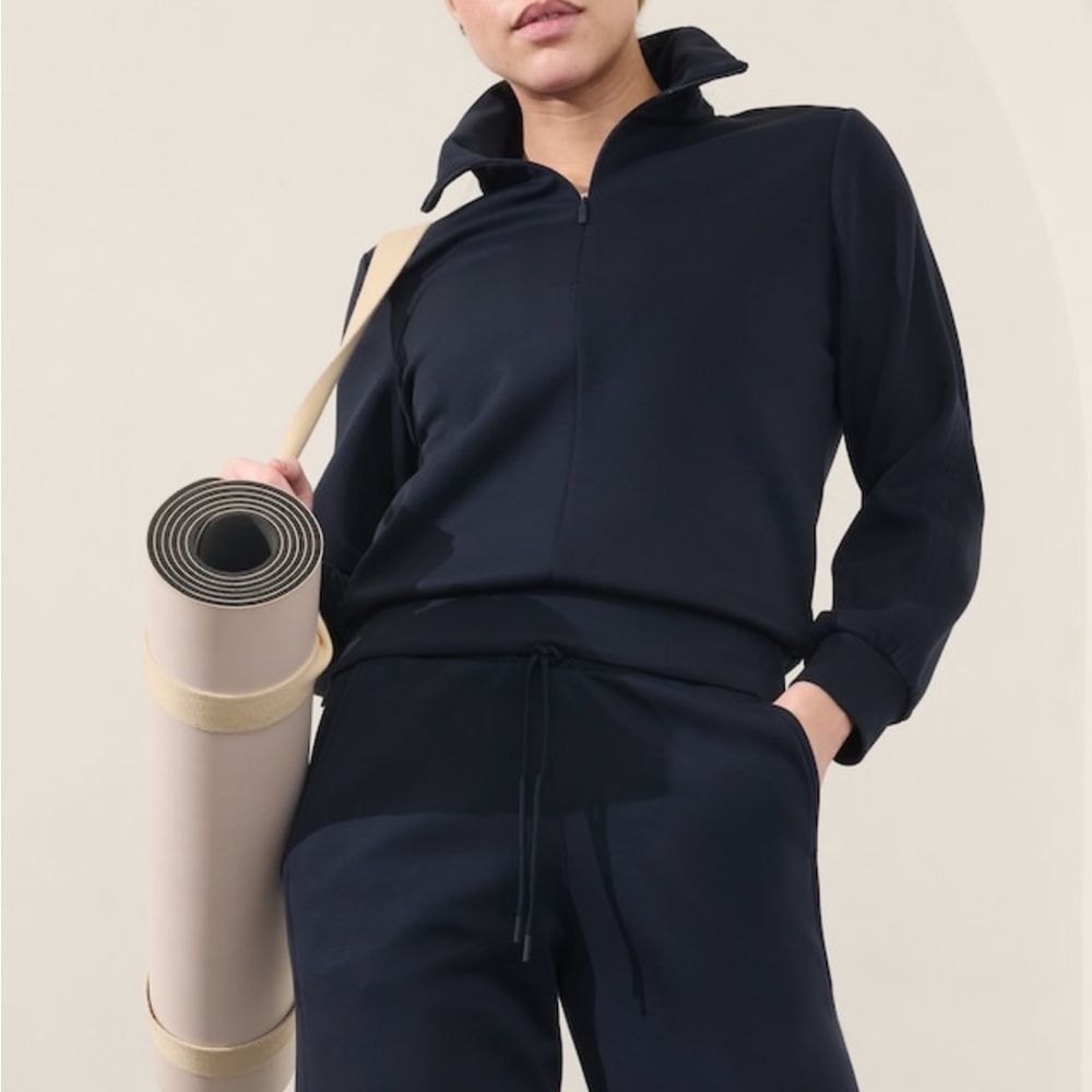 Athleta Navy quarter zip sweatshirt